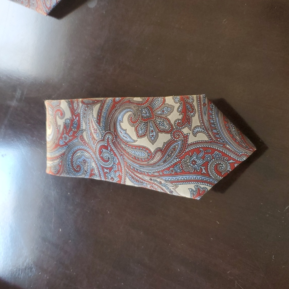GIVENCHY Monsieur 100% silk tie